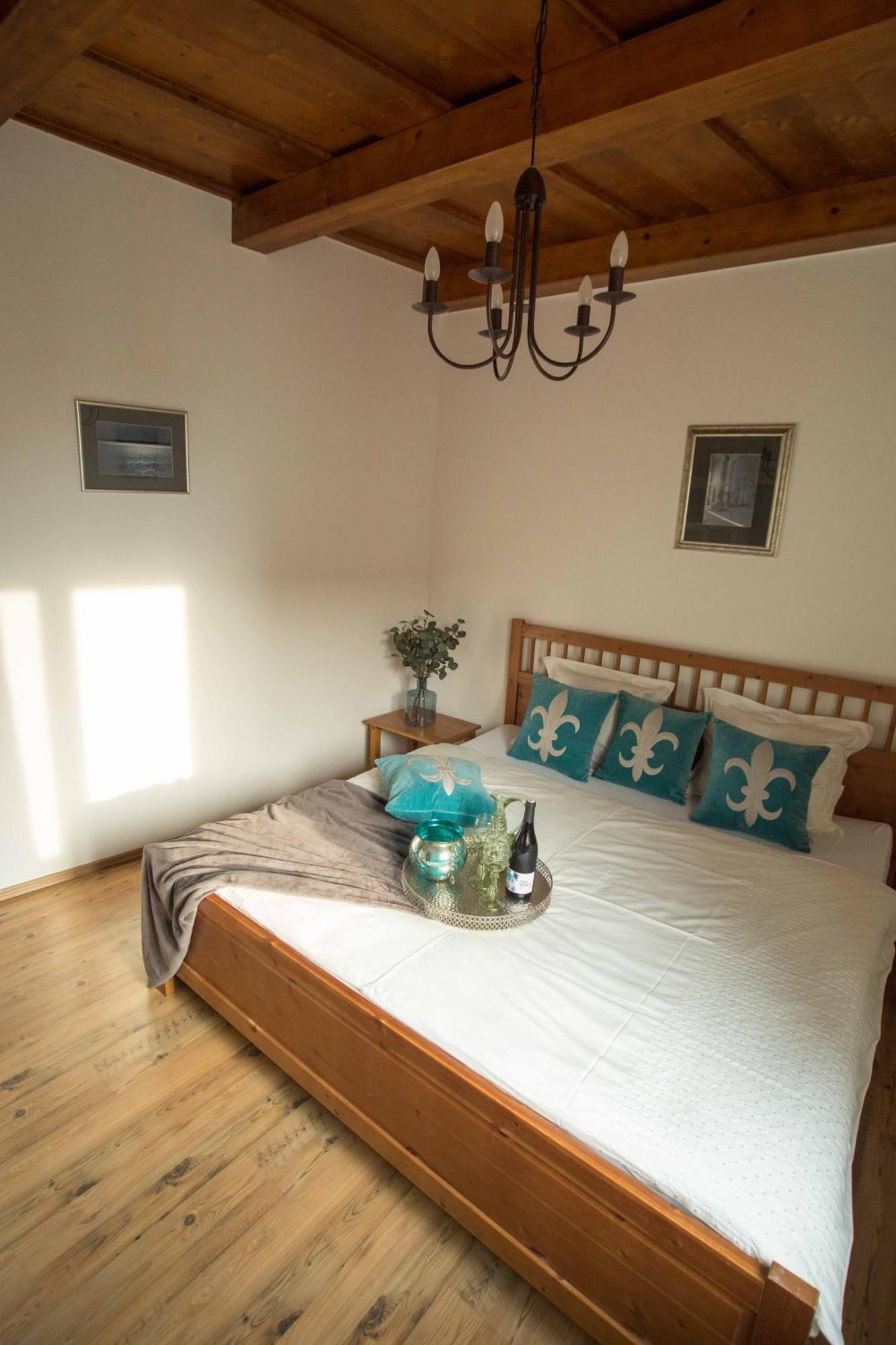 Lormuv Dvur Villa Mikulov Bagian luar foto